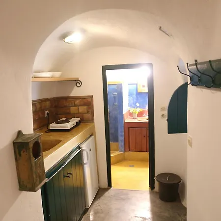 Holiday home Axion Aroniadika